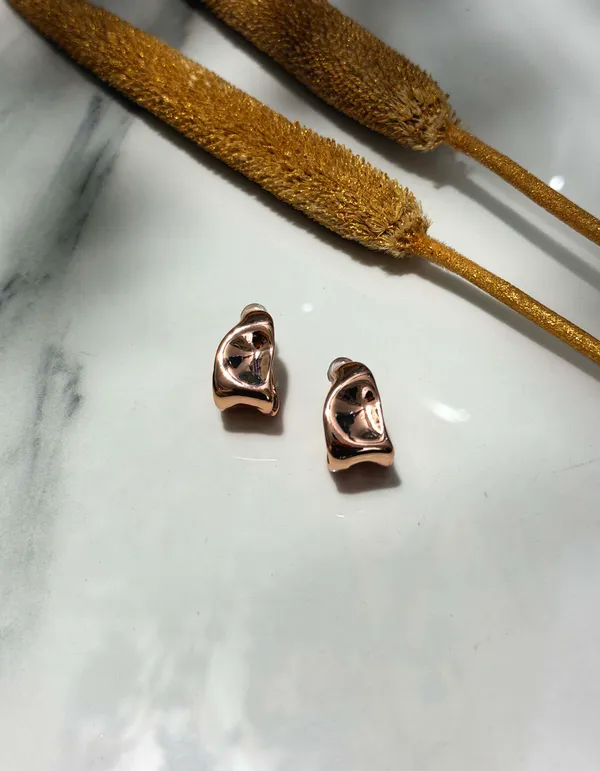The_Paizley_-_Molten_Liquid_C-Hoop_Earrings_–_High-Shine_Rose_Gold_Finish