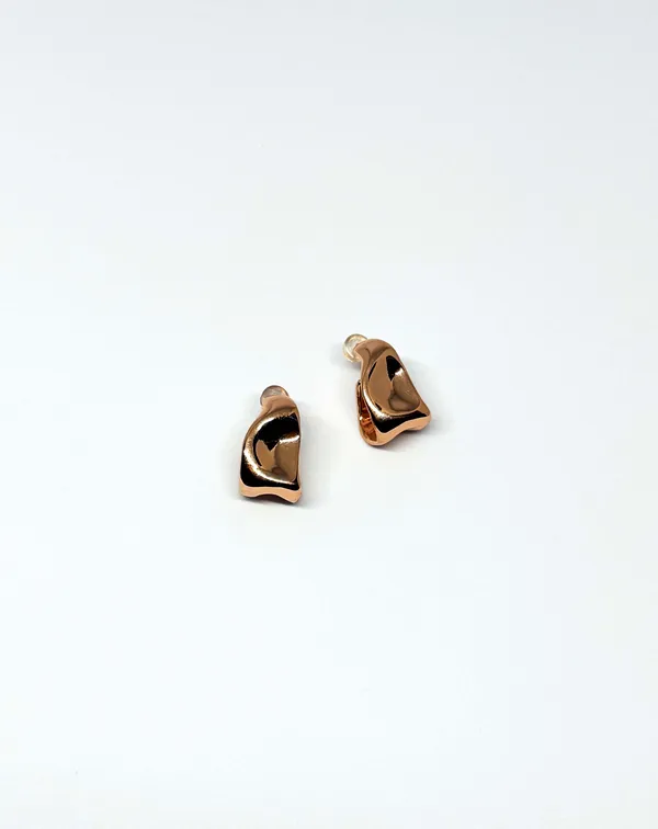 The_Paizley_-_Molten_Liquid_C-Hoop_Earrings_–_High-Shine_Rose_Gold_Finish