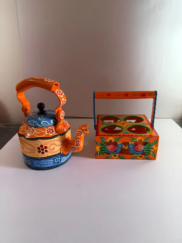 Handpainted_Tea_Kettle_And_Wooden_Tea_Glass_Holder_Combo_Pack_Of_2