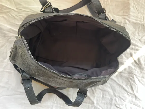 Sleek_Unisex_Laptop_bag