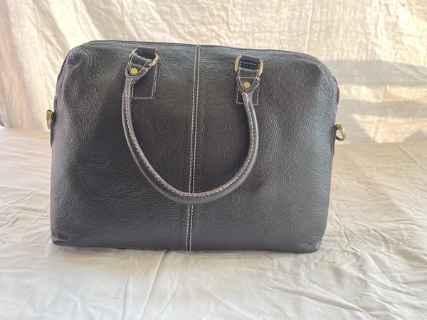 Sleek_Unisex_Laptop_bag