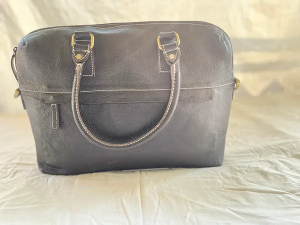 Sleek_Unisex_Laptop_bag