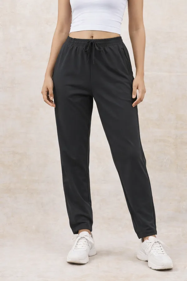 Black_Cotton_And_Elastic_Premium_Lower_For_Women