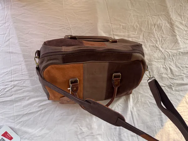 Three_Colour_Duffle_Bag_-_medium