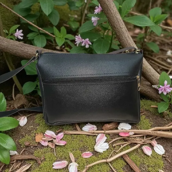 Black_PU_Sling_Bag_For_Women