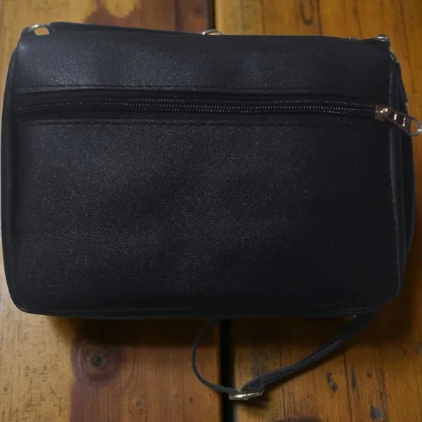 Blue_PU_Sling_Bag_For_Women