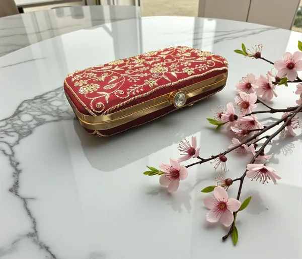 Red_And_Pink_PU_Clutches_For_Women