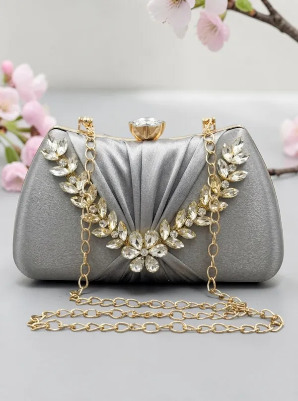 Women’s_Silver_Luxury_Crystal_Clutch_Purse_|_Elegant_Party_Wear_Handbag_with_Diamond_Stone_Design_|_Bridal_Wedding_Evening_Bag_for_Ladies