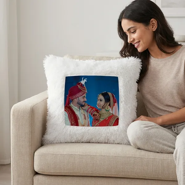 Customisable_White_Plastic_Cushion_For_Home_Furnishing