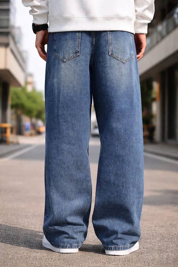 Blue_Relaxed_Fit_Denim_Jeans_For_Men