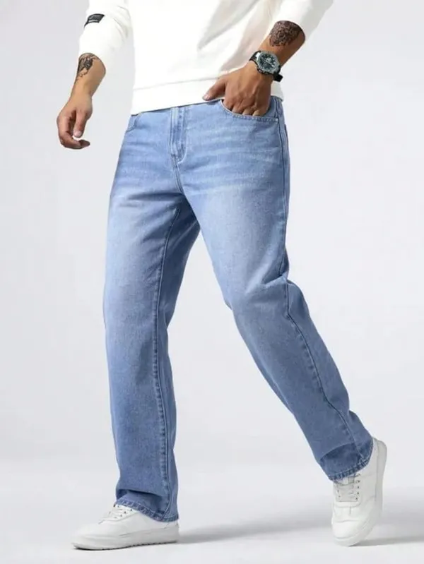 Light_Blue_Relaxed_Fit_Denim_Jeans_For_Men