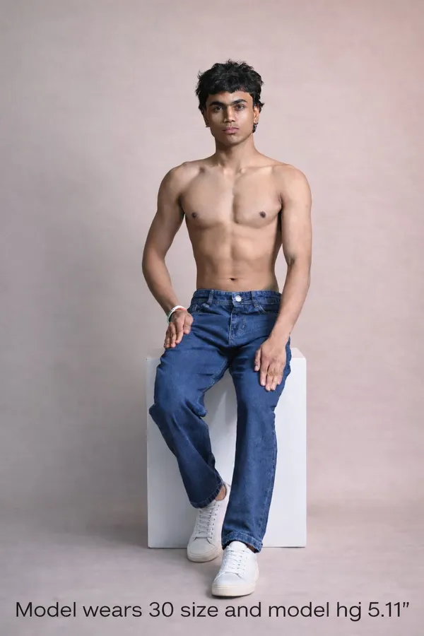 Dark_Blue_Loose_Fit_Denim_Jeans_For_Men