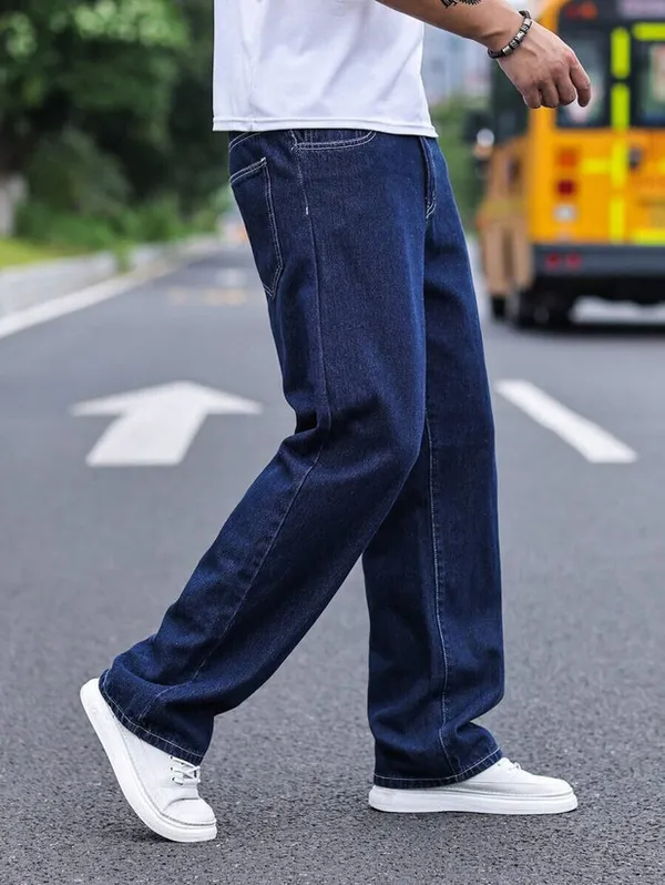 Dark_Blue_Relaxed_Fit_Denim_Jeans_For_Men
