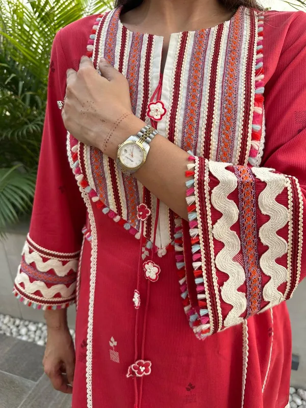 Red_cotton_Ethnic_Kurta_For_Women