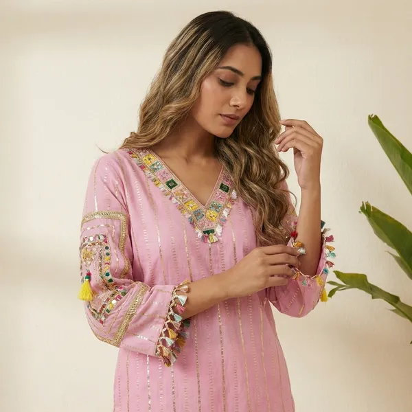 Pink_cotton_Ethnic_Suit_Set_For_Women