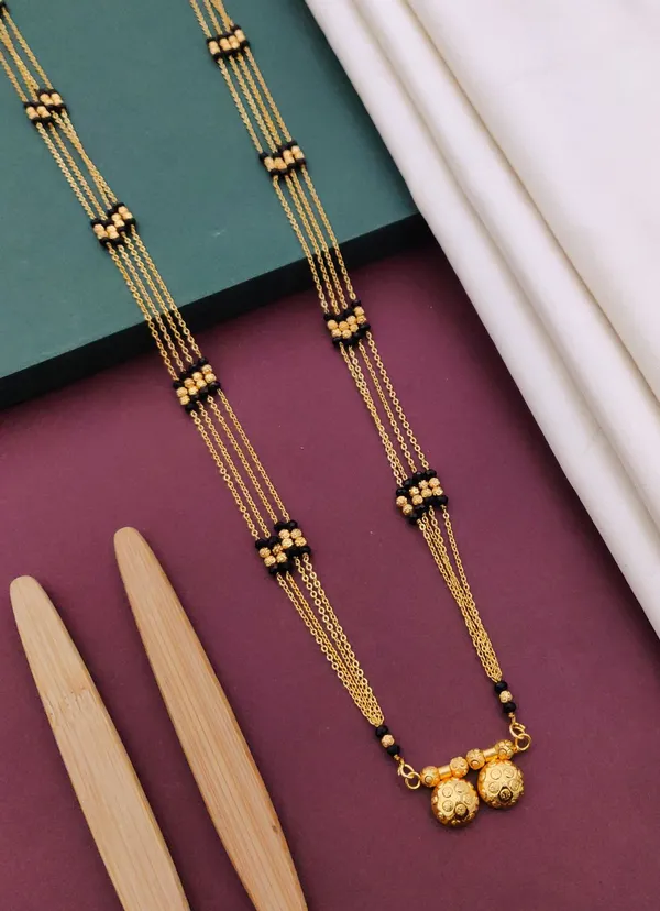 Traditional_Gold-Plated_Mangalsutra_with_Black_Beads
