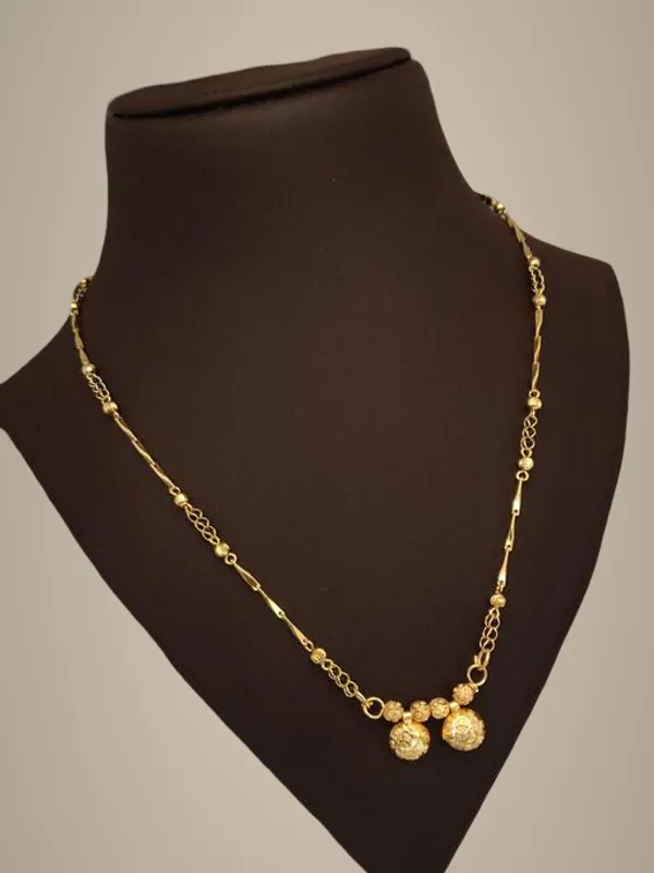 Gold_Plated_Traditional_Wati_Mangalsutra_For_Women_Short_Daily_Wear_Black_Bead_Chain_Maharashtrian_Style_Double_Bowl_Pendant_Tanmaniya