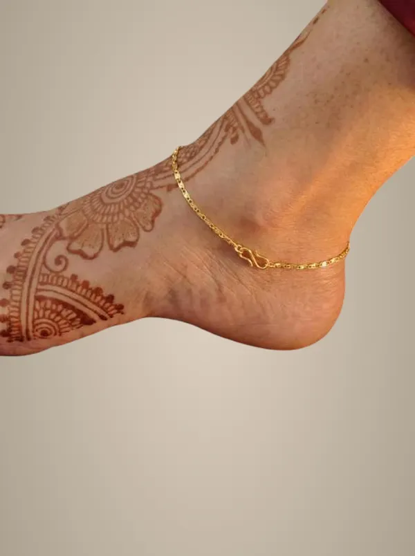 18k_Gold_Plated_Minimalist_Chain_Anklet_For_Women_Simple_Rectangular_Bar_Daily_Wear_Payal_Anti_Tarnish_Skin_Friendly_Leg_Chain_Stylish_Foot_Jewelry_Gift