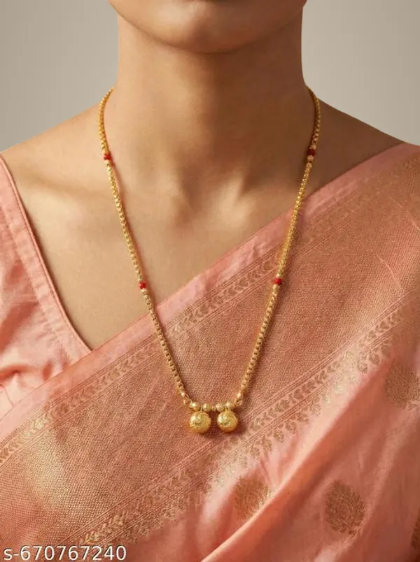 Premium_Line_Gold_Plated_Mangalsutra_For_Women_Daily_Wear_Black_Beads_Traditional_Mangalsutra_Lightweight_Alloy_Gold_Chain_Mangalsutra
