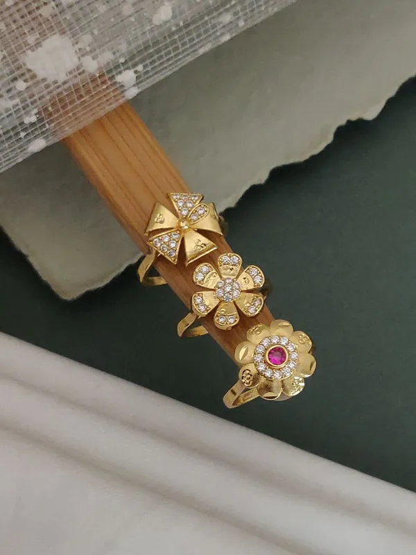 Gold-Plated_Floral_&_Geometric_Design_Ring_Set_(Pack_of_3)