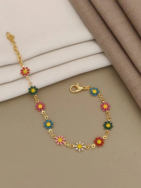 Gold_Chain_Bracelet_with_Decorative_Charms_-_Set_of_3_Designs