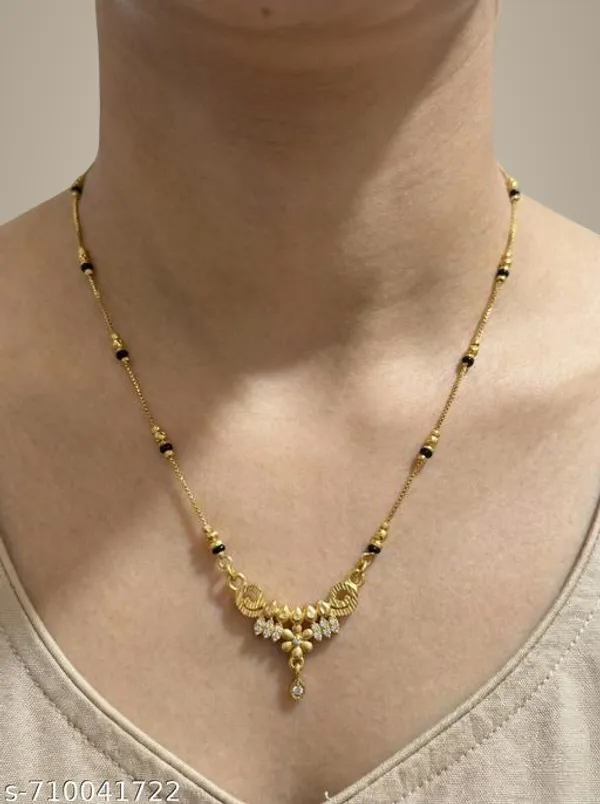 Elegant_Gold_Plated_Traditional_Necklace_For_Women_Black_Beads_Chain_With_Designer_Pendant_Daily_Wear_Festive_Jewellery_Necklace