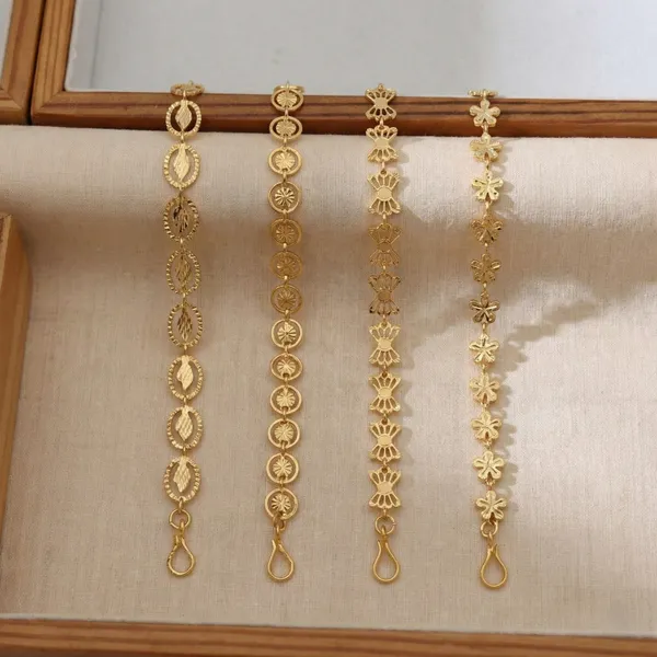 Stylish_Gold_Plated_Bracelet_For_Women_Girls_Trendy_Daily_Wear_Jewellery