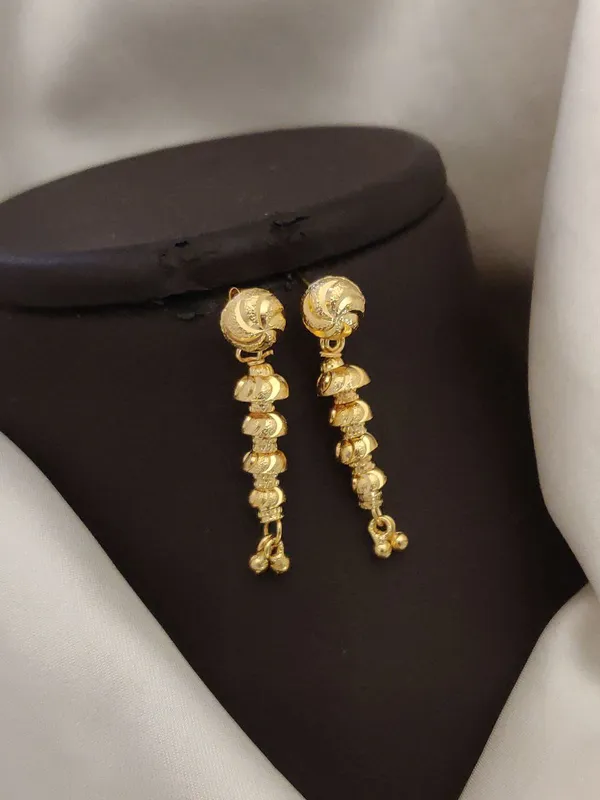 Traditional_Gold-Plated_Floral_Drop_Earrings