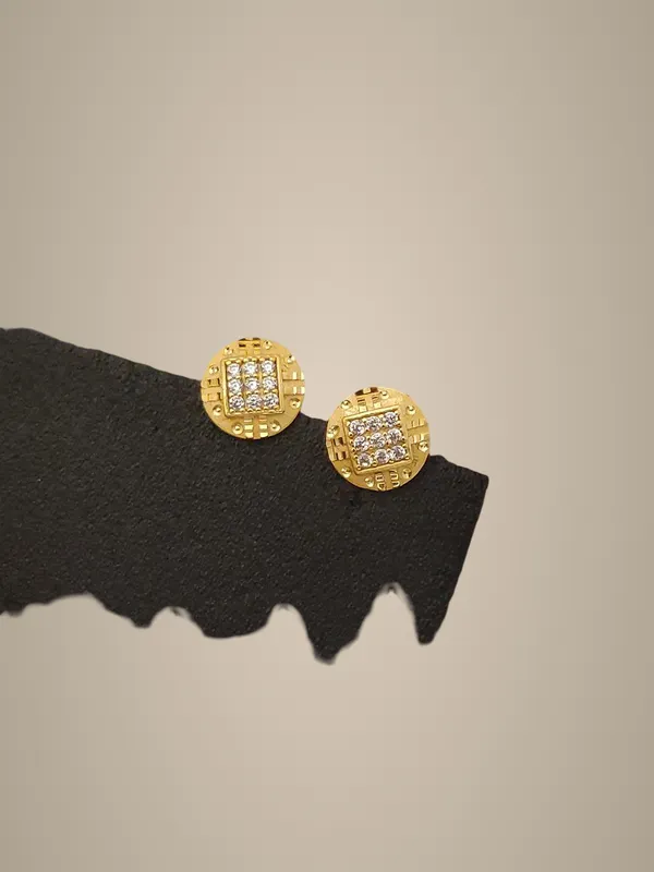 Elegant_Gold-Plated_Square_Stud_Earrings_with_Crystal_Detailing