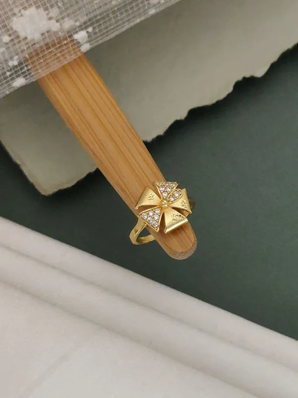 Gold-Plated_Floral_CZ_Ring_for_Women