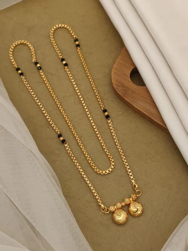Premium_Double_Line_Gold_Plated_Mangalsutra_For_Women_Daily_Wear_Black_Beads_Traditional_Mangalsutra_Lightweight_Alloy_Gold_Chain_Mangalsutra