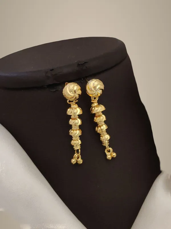 Traditional_Gold-Plated_Floral_Drop_Earrings