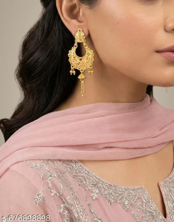 Heavy_Look_Gold_Forming_Kalkati_Chandbali_With_Embossed_Dal_Chhol_Hand_Work_Traditional_Festival_Wear_Golden_Earrings_With_Chain_Hanging