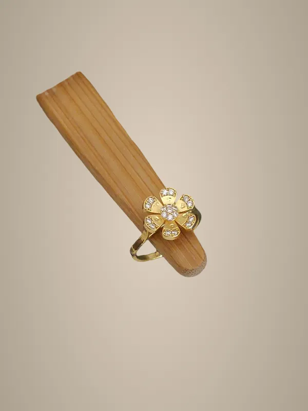 Gold-Plated_Floral_Zirconia_Adjustable_Ring