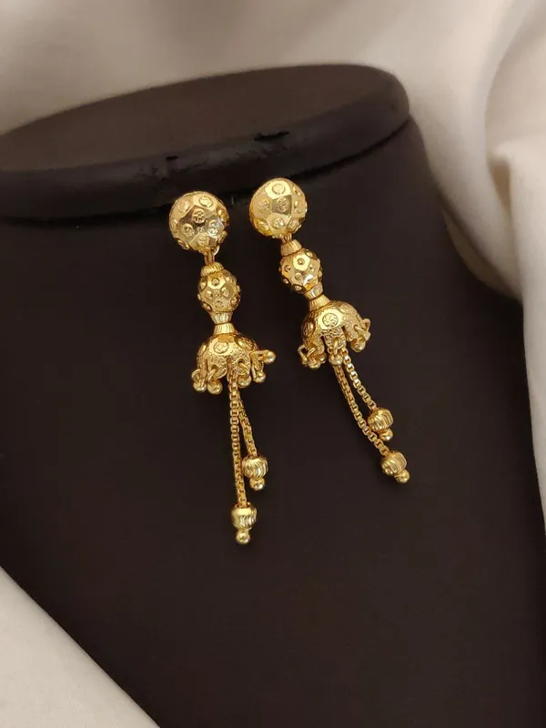 Traditional_Gold-Plated_Jhumka_Earrings_with_Floral_Dome_and_Hanging_Beads