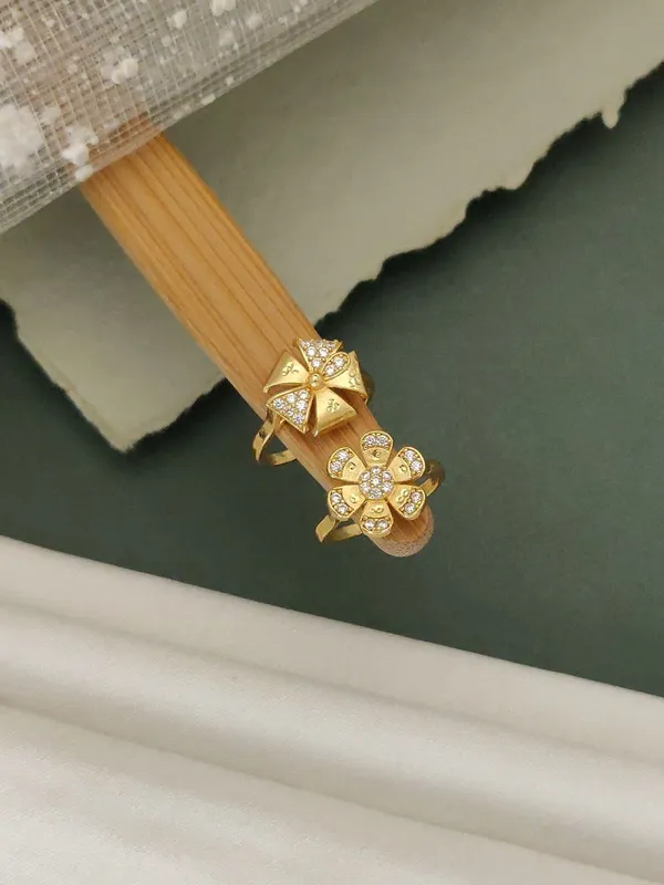 Gold-Plated_Floral_Ring_Set_with_Gemstones_and_Cubic_Zirconia