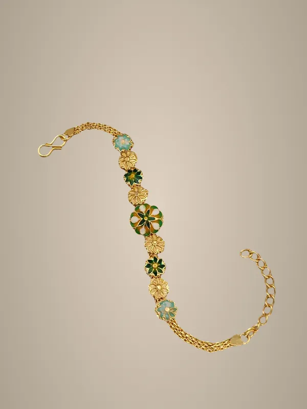 Floral_Green_Charm_Bracelet_with_Gold_Chain