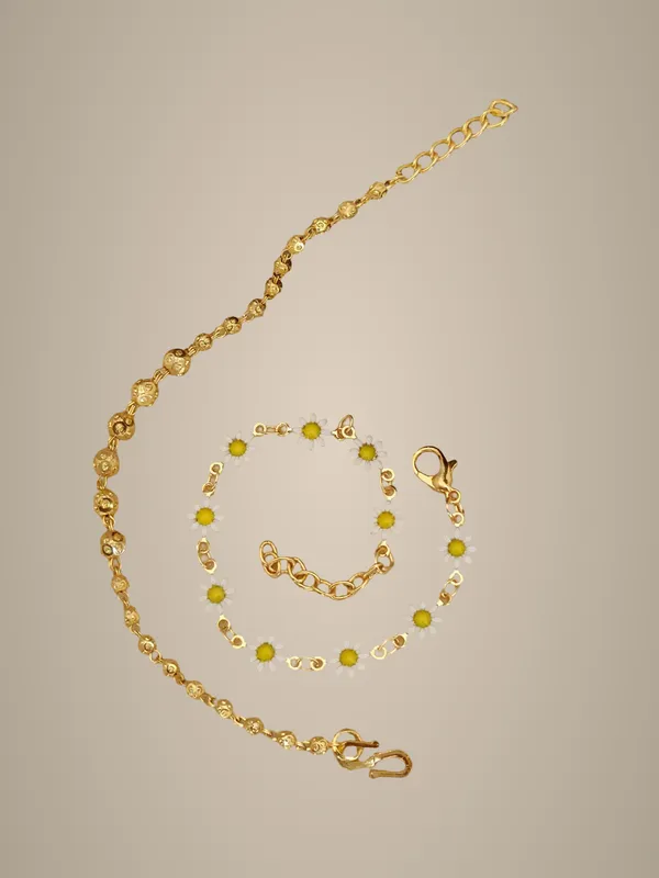 Gold_Chain_Bracelet_with_Daisy_Flower_Charm_-_Set_of_2