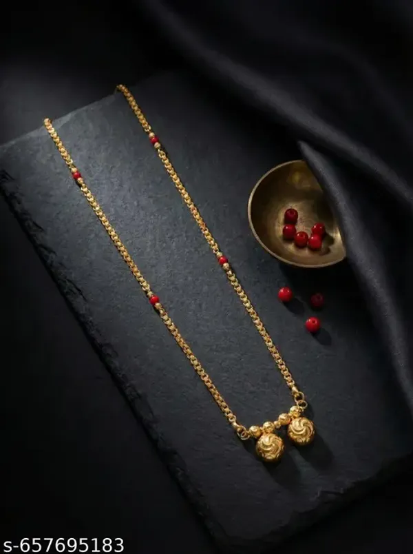 Micro_Gold_Plated_Latest_Design_Chain_Pendant_For_Women_Beautifully_Premium_Quality_Gold_Plated_For_Women