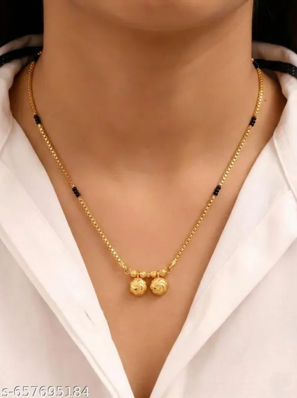Micro_Gold_Plated_Latest_Design_Chain_Pendant_For_Women_Beautifully_Premium_Quality_Gold_Plated_For_Women