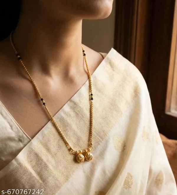 Premium_Line_Gold_Plated_Mangalsutra_For_Women_Daily_Wear_Black_Beads_Traditional_Mangalsutra_Lightweight_Alloy_Gold_Chain_Mangalsutra