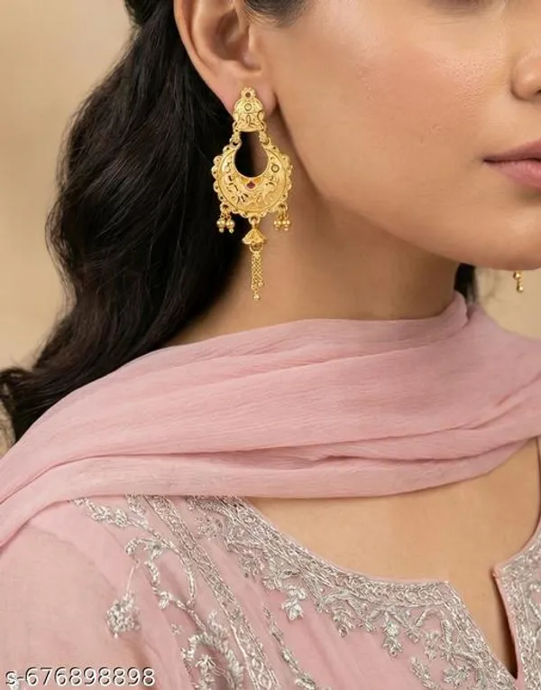 Heavy_Look_Gold_Forming_Kalkati_Chandbali_With_Embossed_Dal_Chhol_Hand_Work_Traditional_Festival_Wear_Golden_Earrings_With_Chain_Hanging