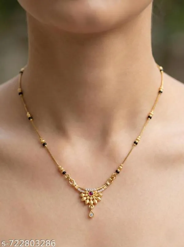 Traditional_Gold_Plated_Mangalsutra_Elegant_Floral_Pendant_Lightweight_Daily_Wear_Necklace_For_Women