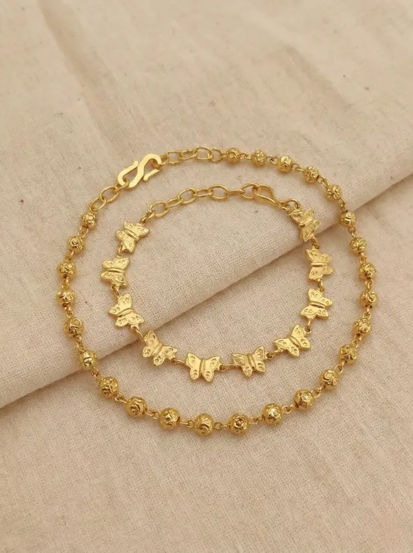 Trendy_Gold_Plated_Butterfly_Design_Bracelet_Set_For_Girls_Women_Adjustable_Designer_Chain_Bracelet_Combo_Stylish_Fashion_Jewellery