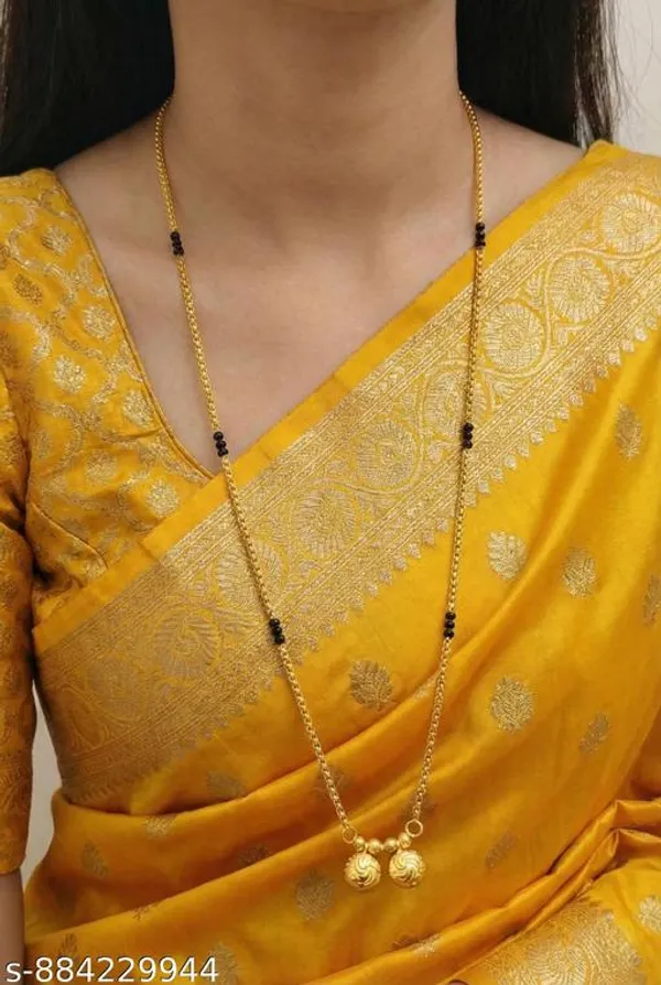 Stylish_Gold_Plated_Mangalsutra_Black_Beads_Chain_Minimal_Design_Lightweight_Daily_Wear_Women_Jewellery