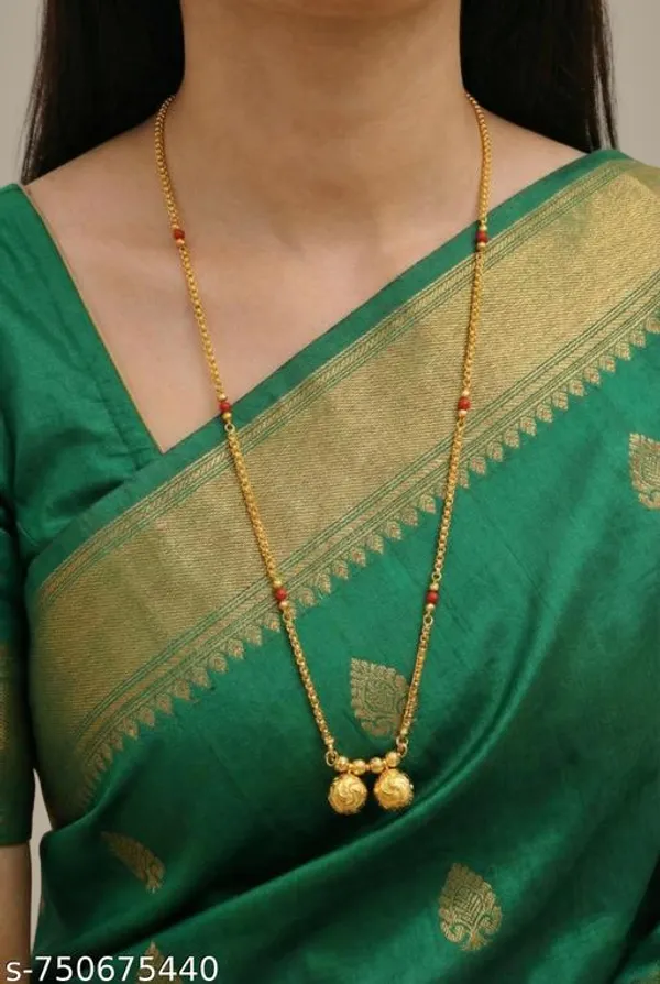 Premium_Line_Gold_Plated_Mangalsutra_For_Women_Daily_Wear_Black_Beads_Traditional_Mangalsutra_Lightweight_Alloy_Gold_Chain_Mangalsutra
