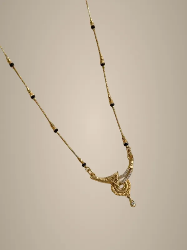 Modern_Gold_Plated_Mangalsutra_Necklace_Triangle_Shape_Pendant_Trendy_Black_Beads_Chain_For_Women