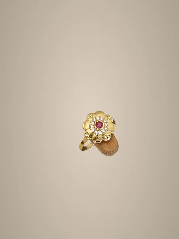Traditional_Gold-Toned_Floral_Ring_with_Ruby_Center_Stone