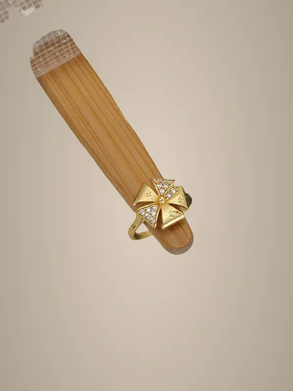 Gold-Plated_Floral_CZ_Ring_for_Women
