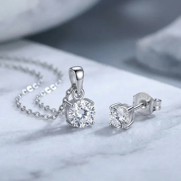 Silver_Plated_Pendant_Set_With_Chain